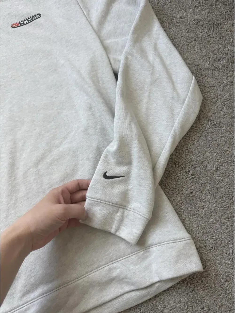 Nike Men’s Sz M Dri-FIT Track Club Long Sleeve Crew Sweatshirt Heathered‎ Gray